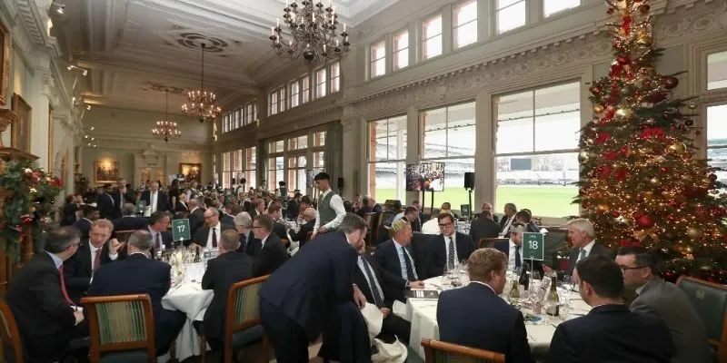Merry Christmas: Festive Wishes From Middlesex Cricket